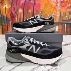 New Balance Fuelcell 990 v6 Size 7 Kids-Men's, 8.5 Women's