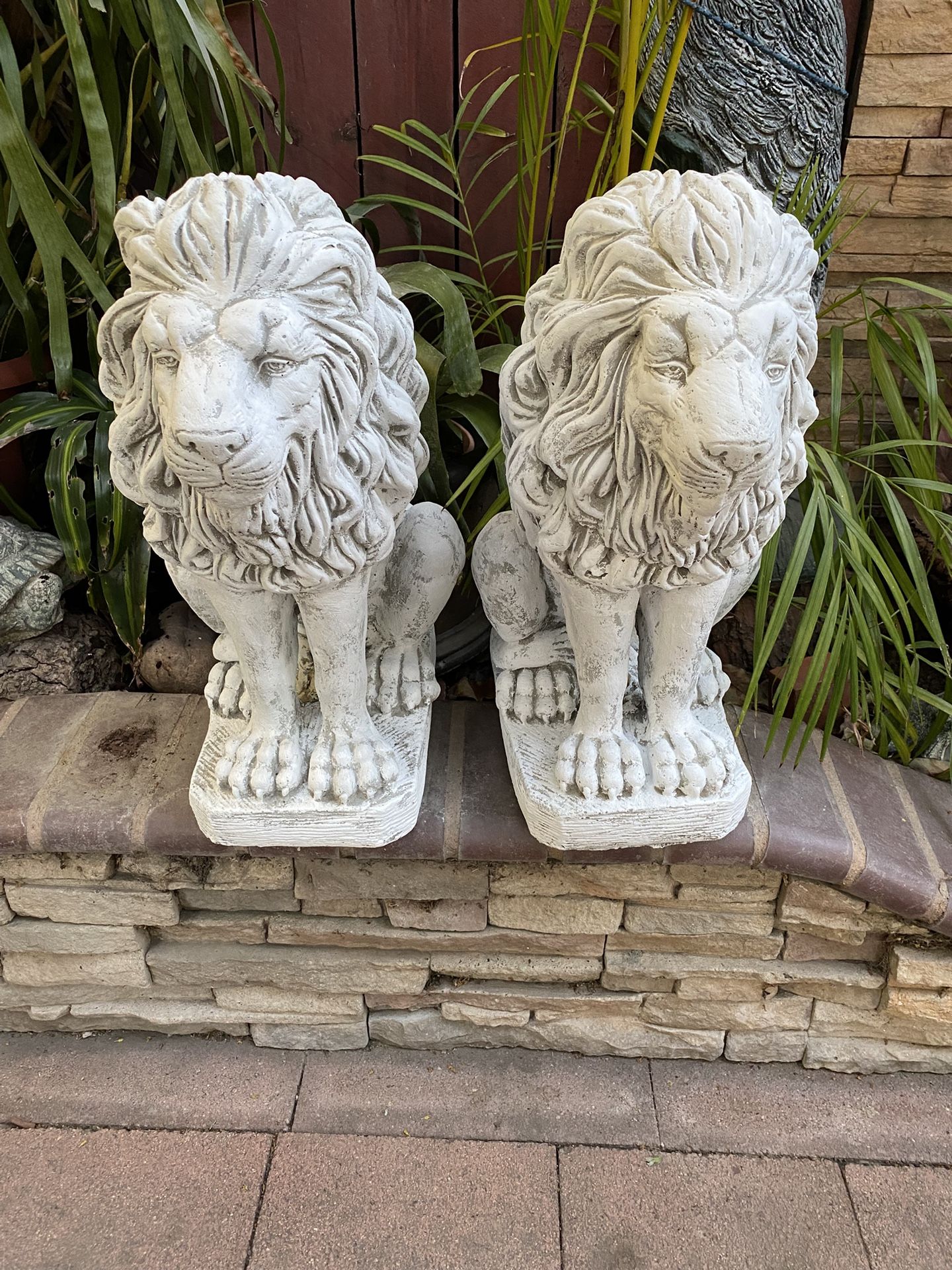Set De 2 Leones De Cemento 