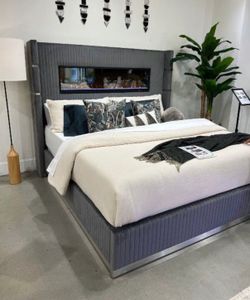 NEW QUEEN AND KING SIZE LUXURY BED WITH 11inch PROMO MATTRESS AND FREE DELIVERY