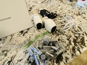 Cámara De Seguridad / Security Cameras