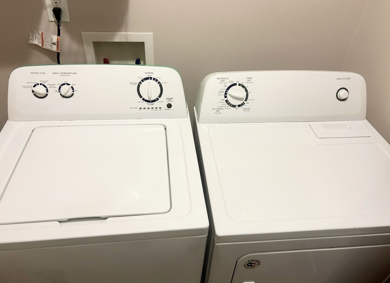 FREE DELIVERY & Installation Washer And Dryer