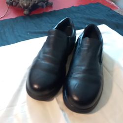 DS Work genuine leather shoes ( size 9M)