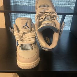 Jordan 4 Size 10