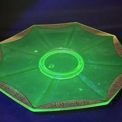Rare 1930s Tiffin Franciscan Rambler Rose Uranium Green 9” Octagon Plate/Bowl w/ 24K Gold Rim-Glows!