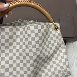LOUIS VUITTON Damier Azur Artsy MM
