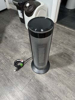 Tower Space Heater with Touch Top Panel and remote