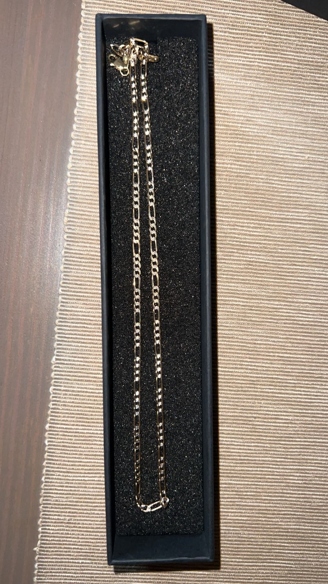 Figaro 14k Chain