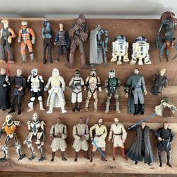 Lot of Star Wars Action Figures 