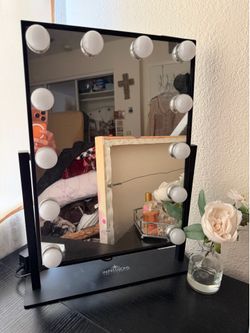 Vanity light