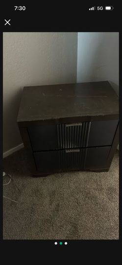 Bedroom Set And 2 Dressers