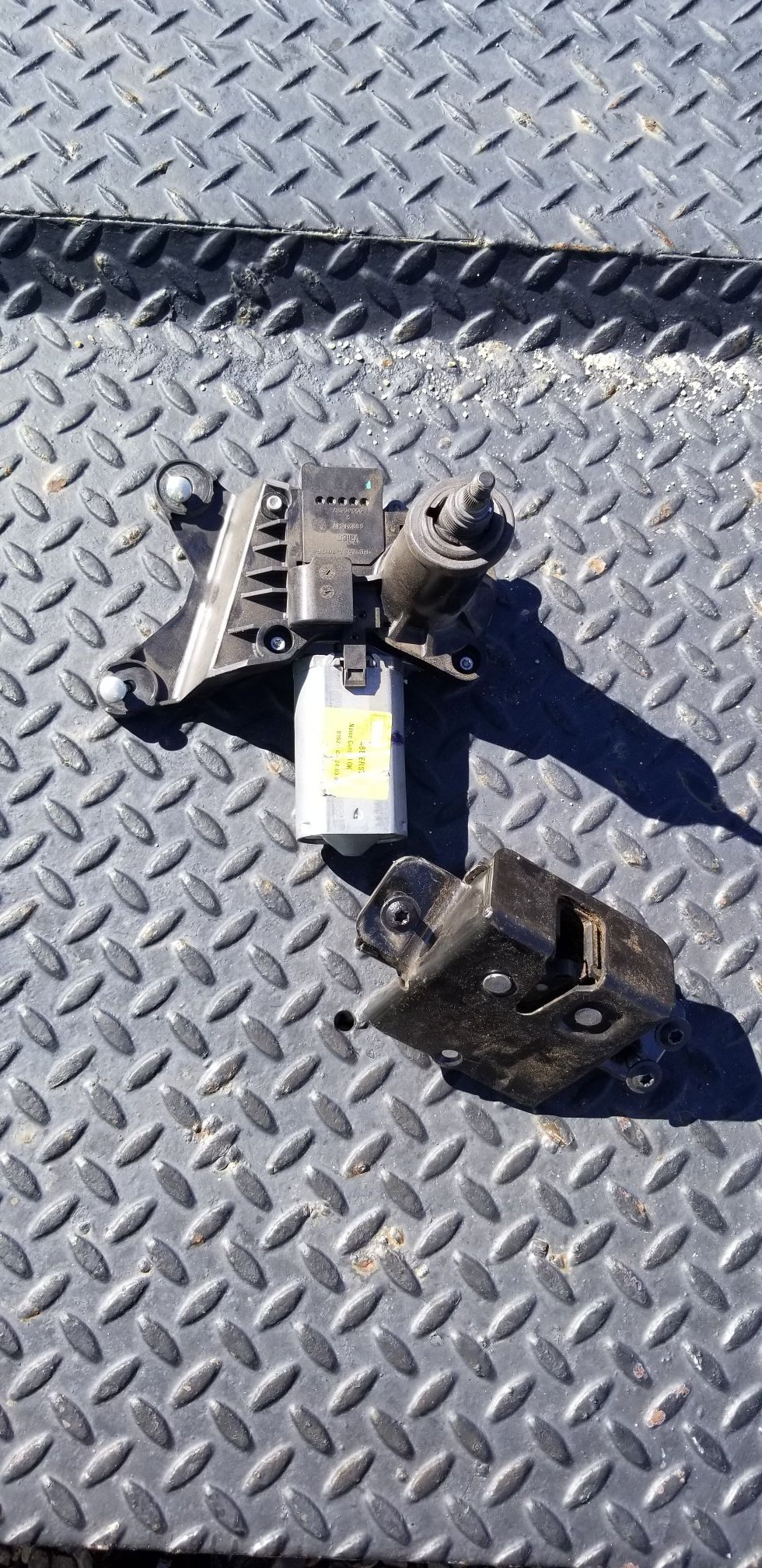 2007 - 2013 GMC Chevy Tahoe Parts