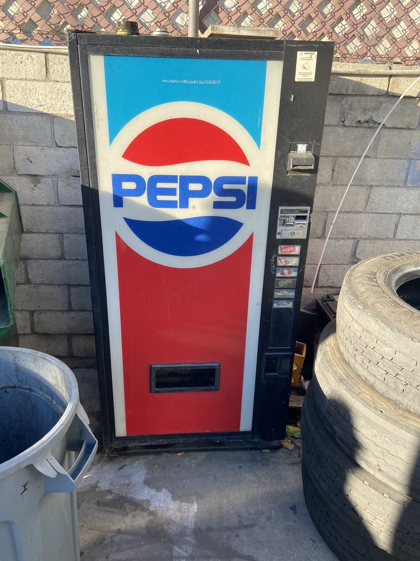 Pepsi vending machine
