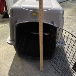 Large Dog Crate. 