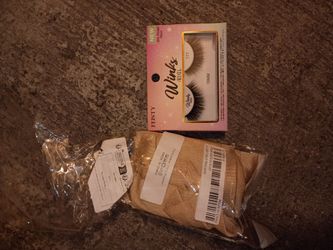 Eyelashes new pair of long golden gloves new