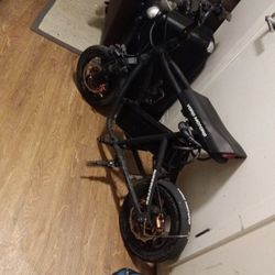 Voro Motors Roadrunner