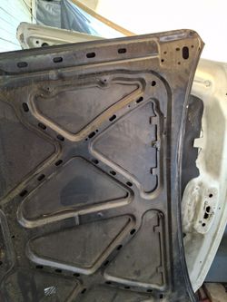 01 chevy hood