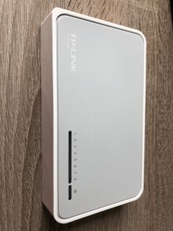 TP-Link 8-port Desktop Switch
