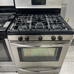 Frigidaire 30 Inc Gas Stove Five Burners Stainless Steel 