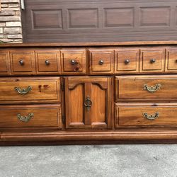 Antique Solid Wood 6 Drawer Dresser