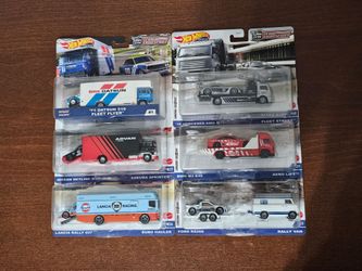 Hot Wheels > Car Culture > Team Transport