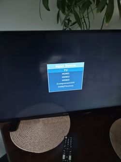 Insignia 39inch TV