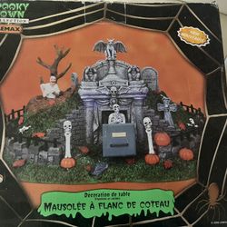 Lemax Spooky Town Halloween Village