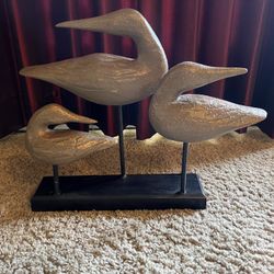 Wooden Duck Decor