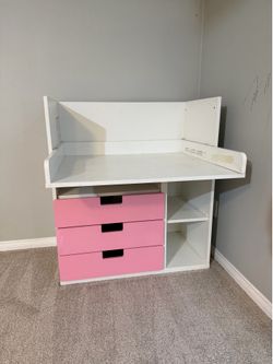 Girls study table with drawers $80