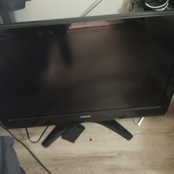 32 inch Toshiba Flat Screen TV