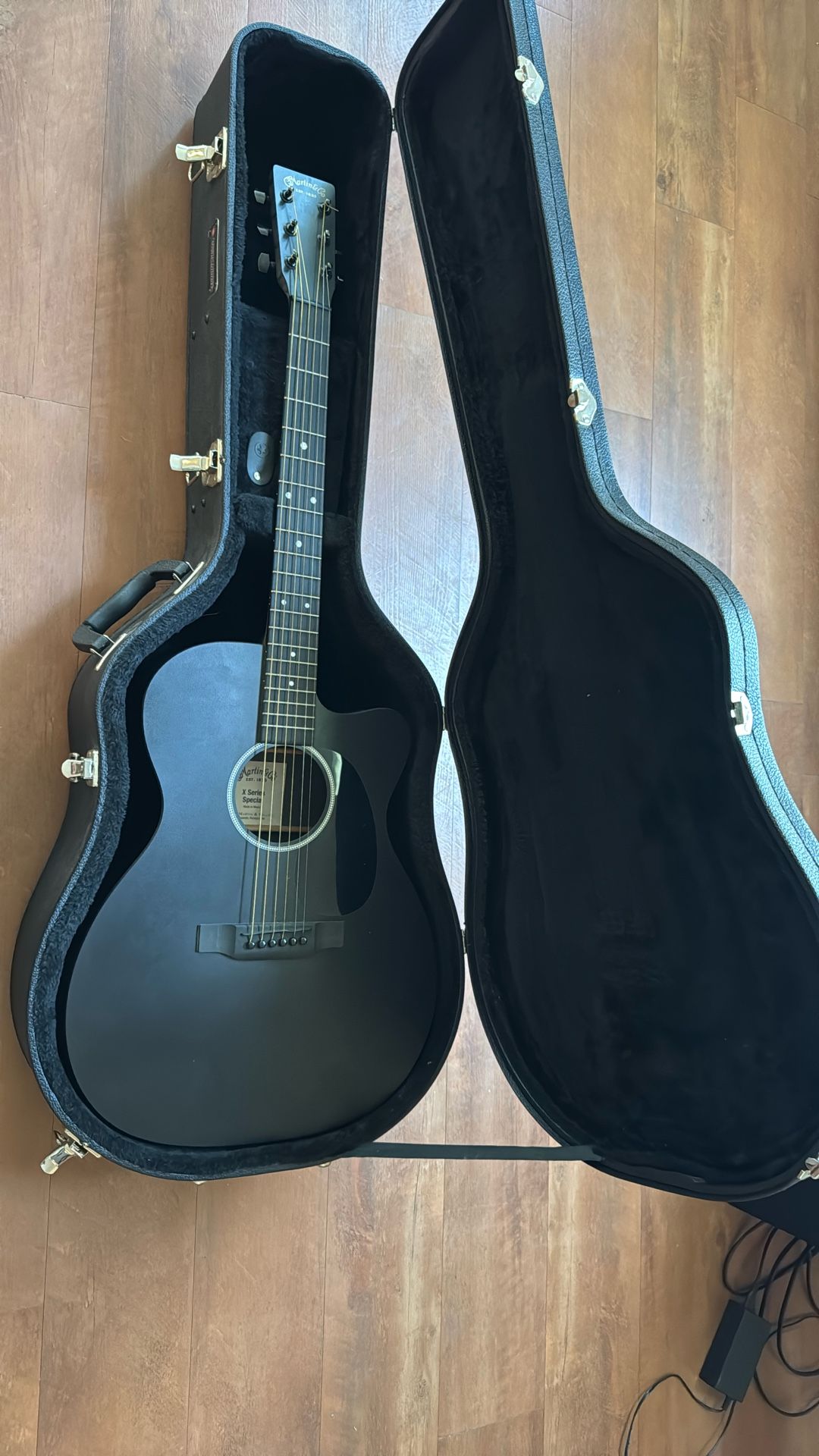 Martin X SERIES Guitar