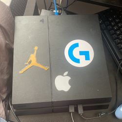 PS4 500GB With 2 Controllers And Games Price Is Negotiable