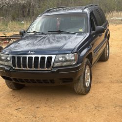 2002 jeep grand cherokee laredo