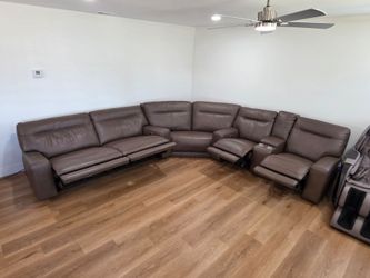 ​NEW Costco Atlas Leather Power Sectional w/ Power Headrests - FREE DELIV