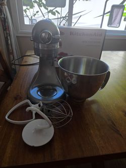 Kitchenaid Artisan Stand Mixer Mini 3.5 quarts and metal food grinder