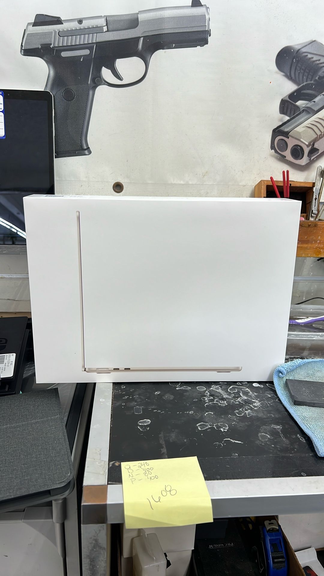 MacBook Air 13.6 Inch