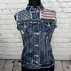 NWOT Miss Me American Flag Distressed Embroidered Jean Jacket