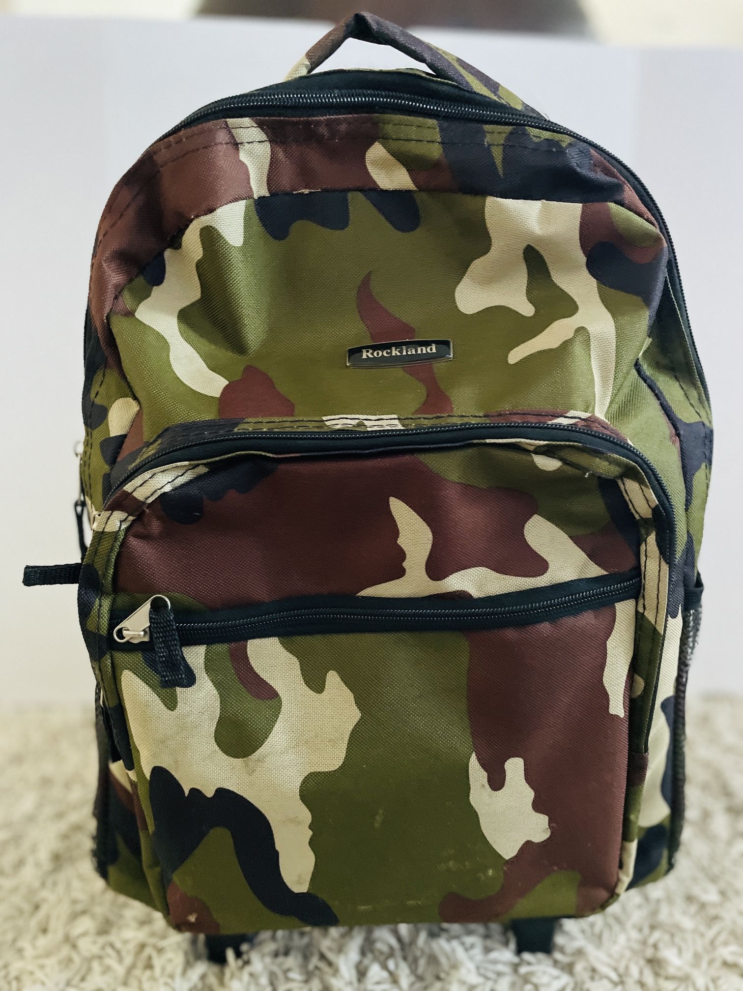 Rockland Unisex Luggage/Rolling Backpack “17