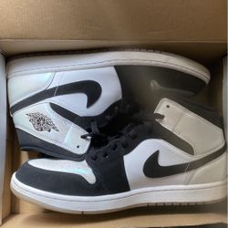 Air Jordan 1 Mid
