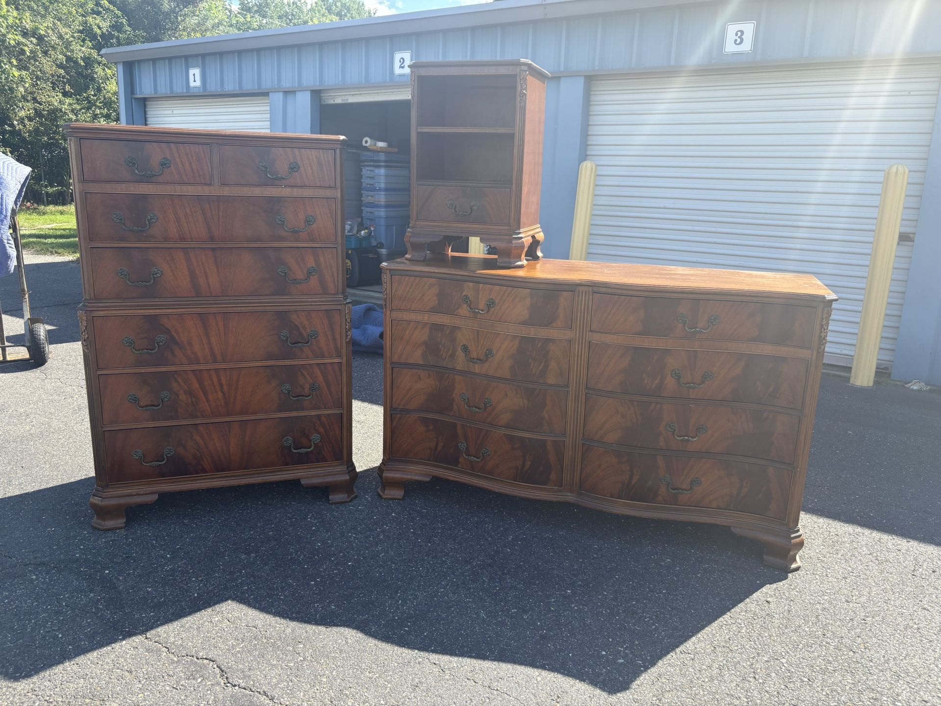 Vintage 1940’s Flame Mahogany Bedroom set