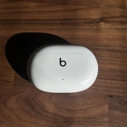 Beats Studio Buds 