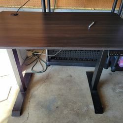 Electric Adjusting Height Standing Desk