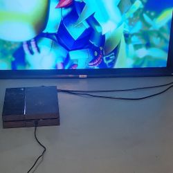 PlayStation 4 (Original Model) Bundle - 2 Controllers - Tested & Working