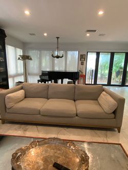 Create & Barrel free couch Miami area