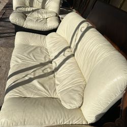 Se Vende Juego De Sala De Piel De 3 Pizzas