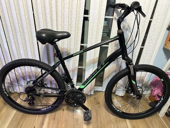 Giant Sedona Bike