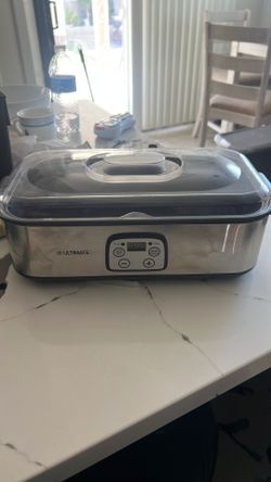 Yogurt maker