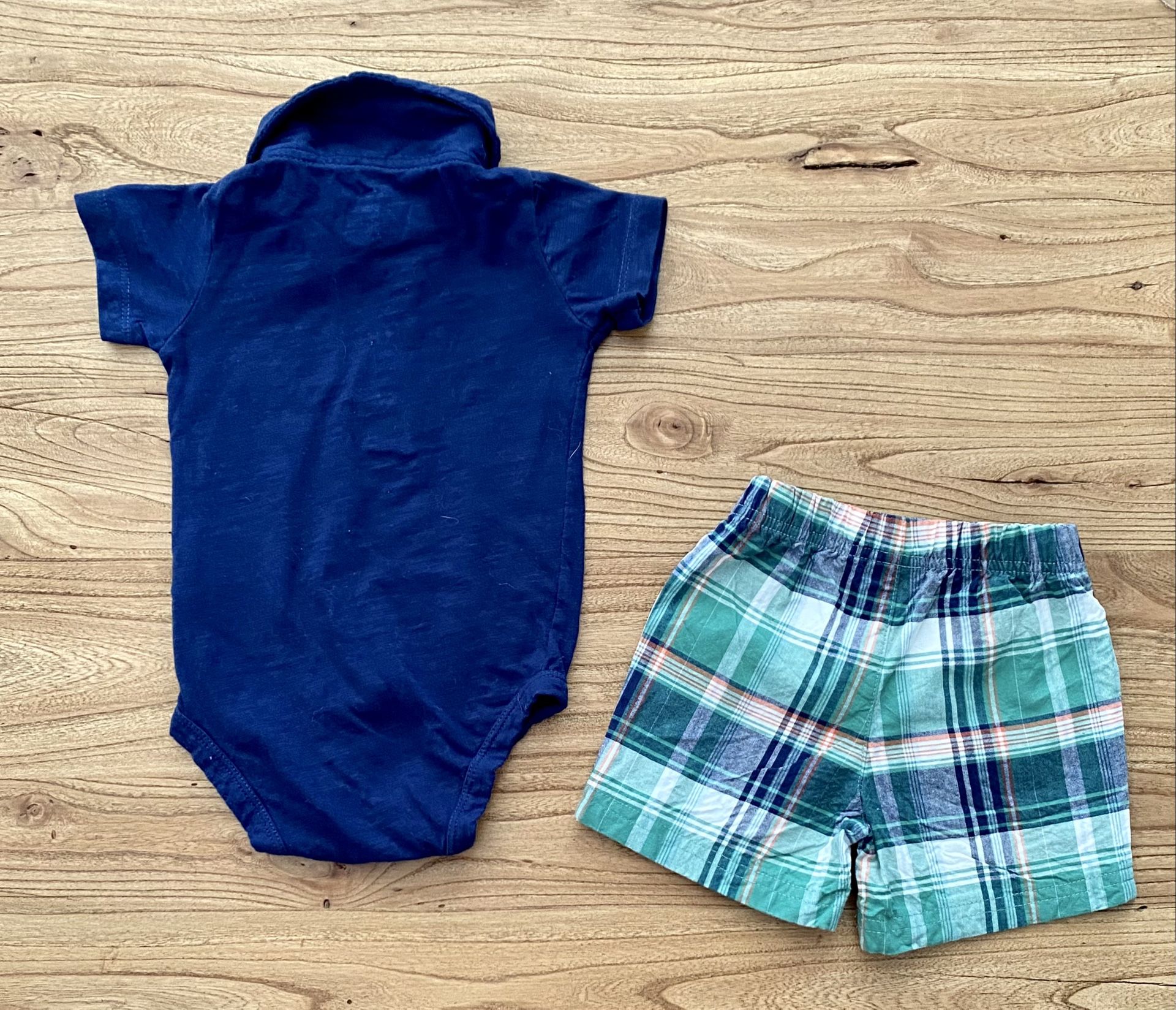 Carter’s 2Piece Polo Bodysuit & Plaid Shorts Size 6 to 9 Months for Sale in Victor, ID OfferUp