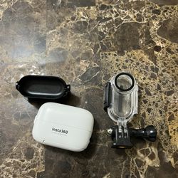 Insta360  Go 2 With Diving Case And Hat Mount 