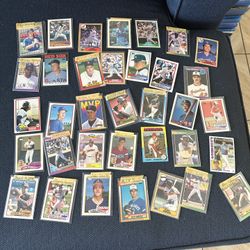 Baseball Cards.  Topps 