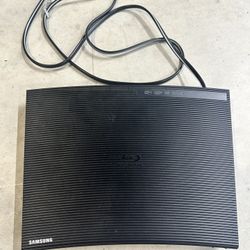 Samsung BD-JM57C Blu-ray Player with Wi-Fi Streaming